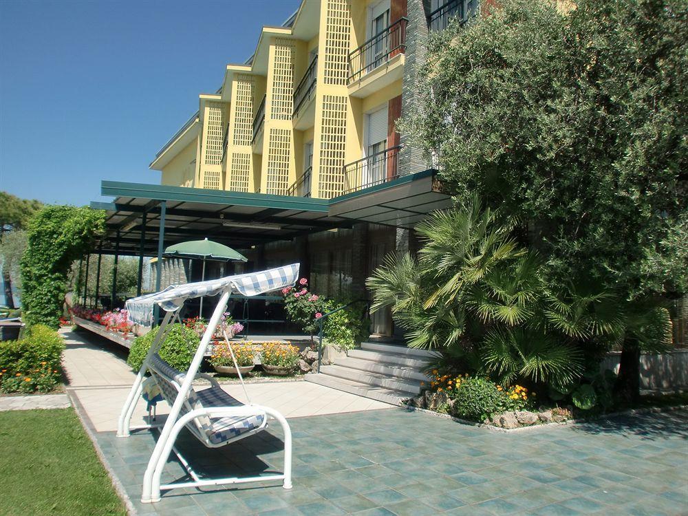 Hotel Miramar Sirmione Exterior photo