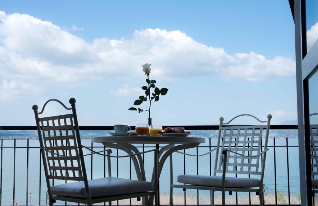 Hotel Miramar Sirmione Room photo