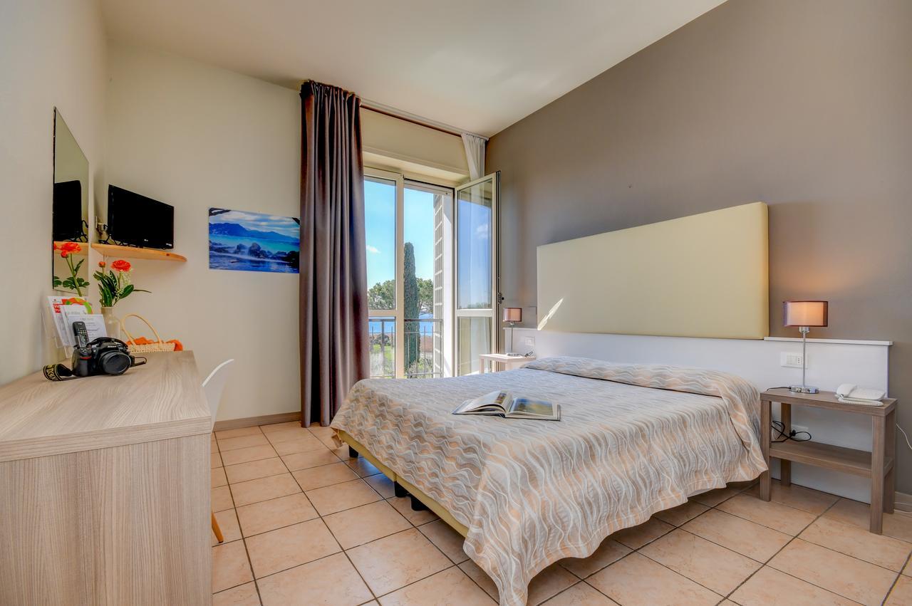 Hotel Miramar Sirmione Exterior photo