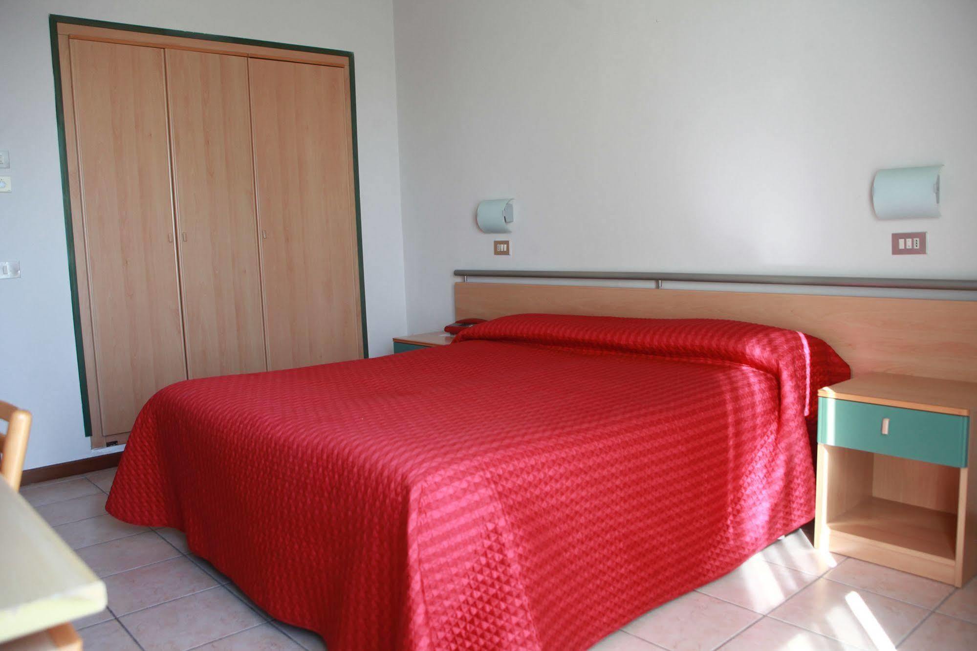 Hotel Miramar Sirmione Exterior photo